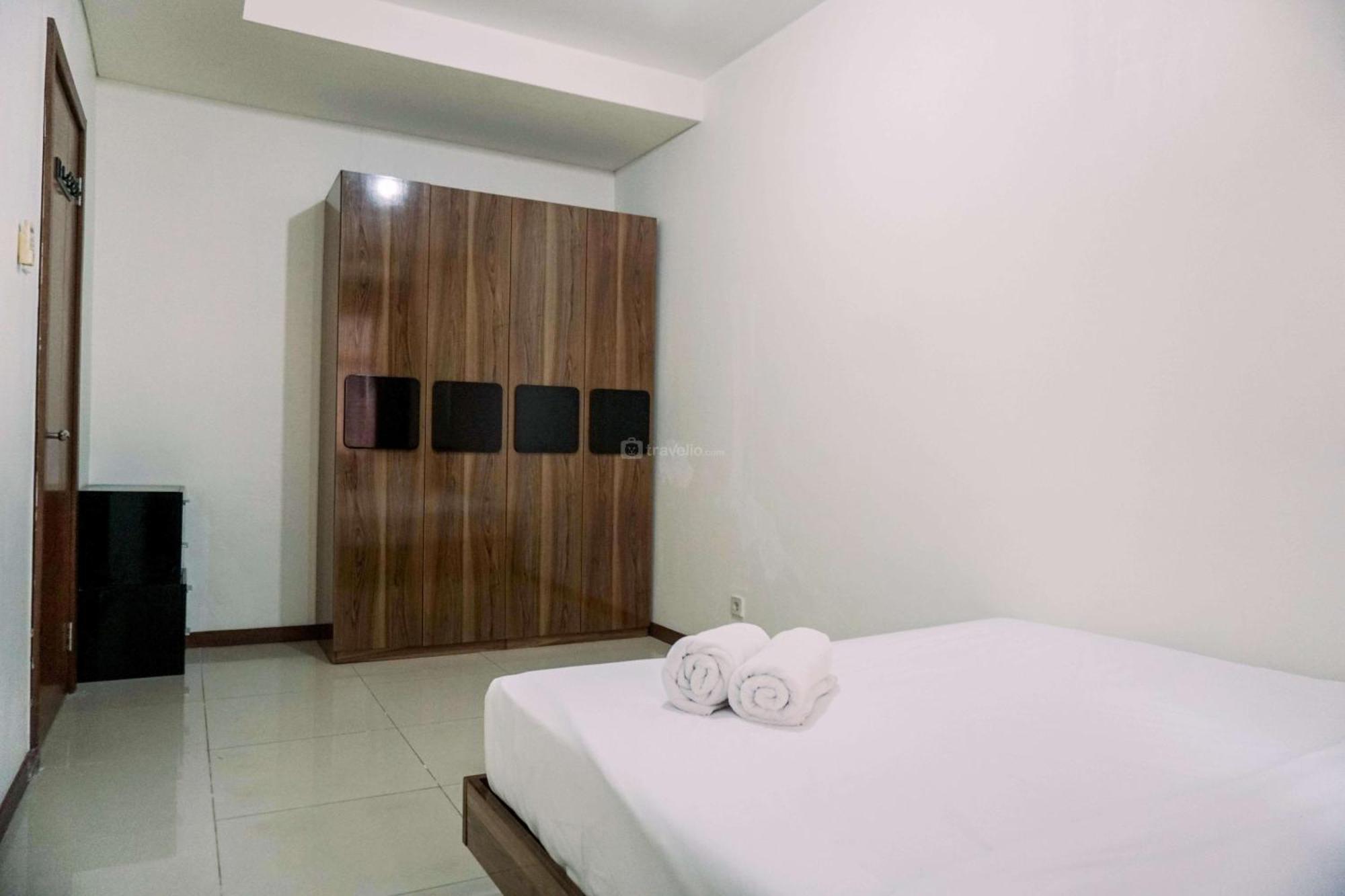 Apartemen Modern Look 1br Bay By Travelio Jakarta