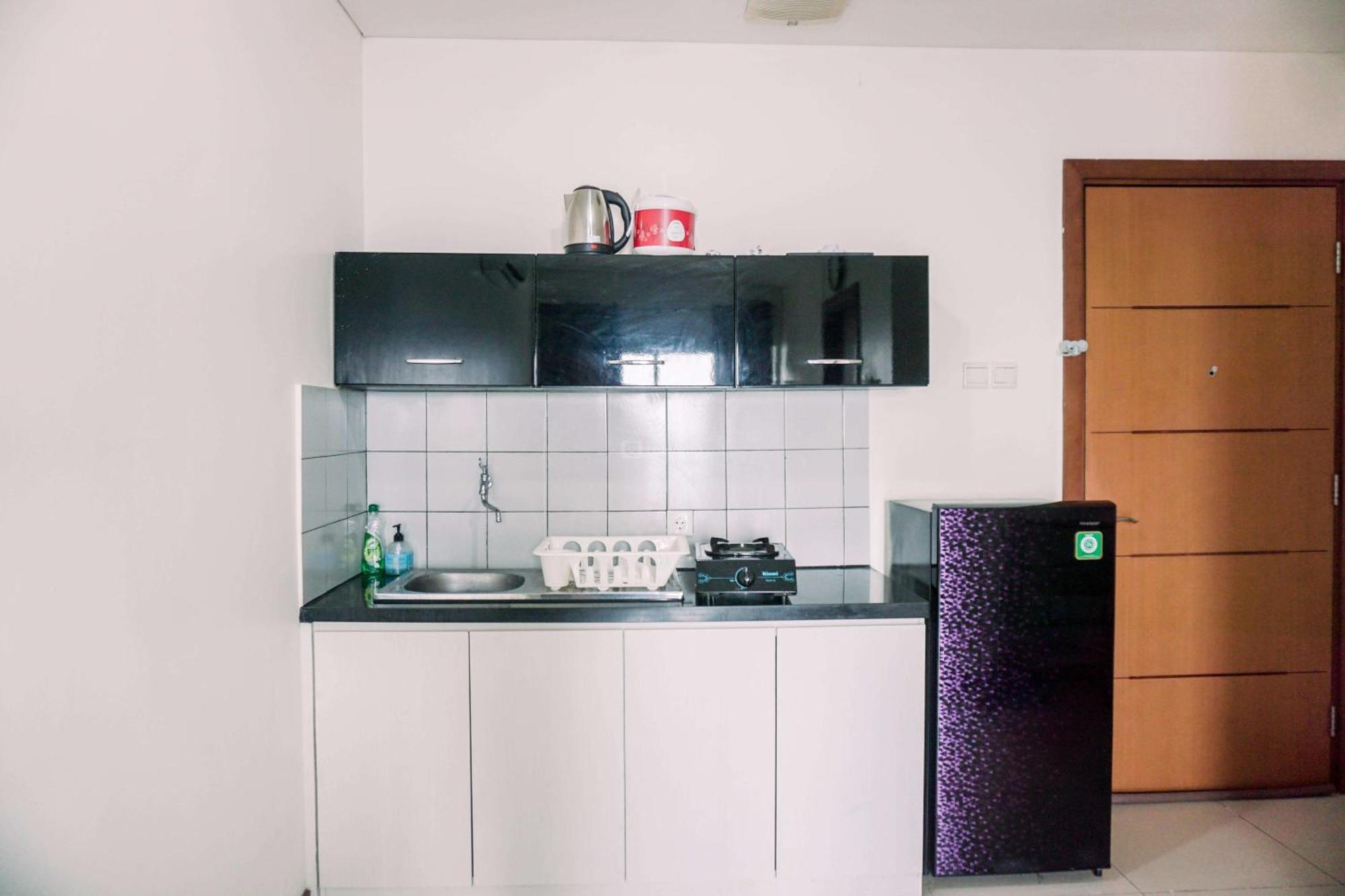 Apartemen Modern Look 1br Bay By Travelio